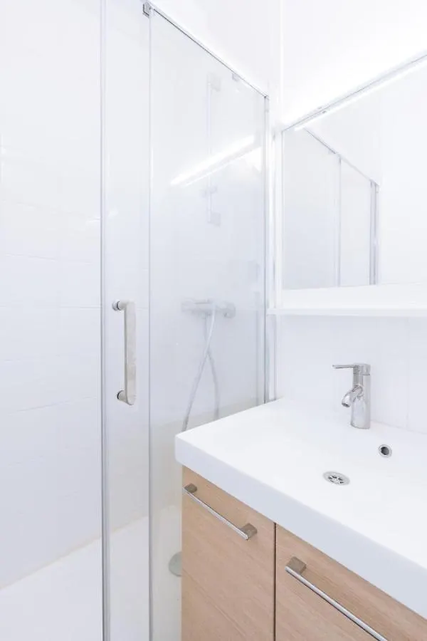 Chic Apartment W 2 Sofa Beds 18Th Arrondissement Paris 0*,  France